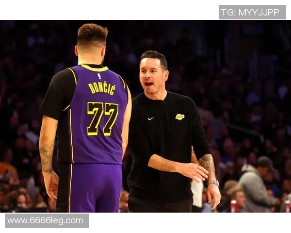 湖人队与开拓者队在2018年11月16日的精彩对决回顾与分析