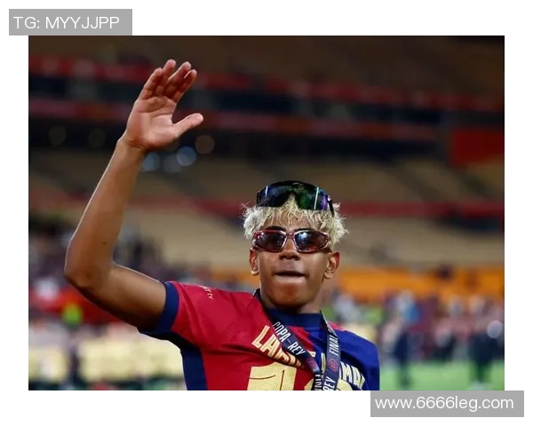 热议亚马尔：巴萨在溺爱他，需求有个普约尔管管他